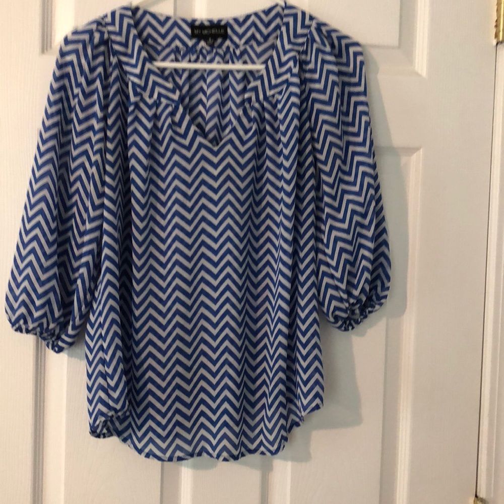 Size small blue and white blouse